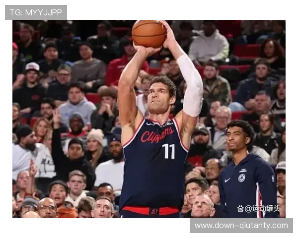 快船大洛佩兹飙9记三分创生涯新高，逆转开拓者