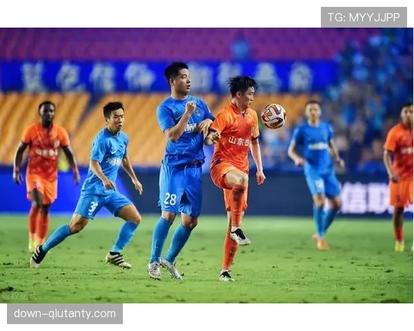 中国足协公布处罚决定，南通支云官员因辱骂裁判被禁止进入替补席5场